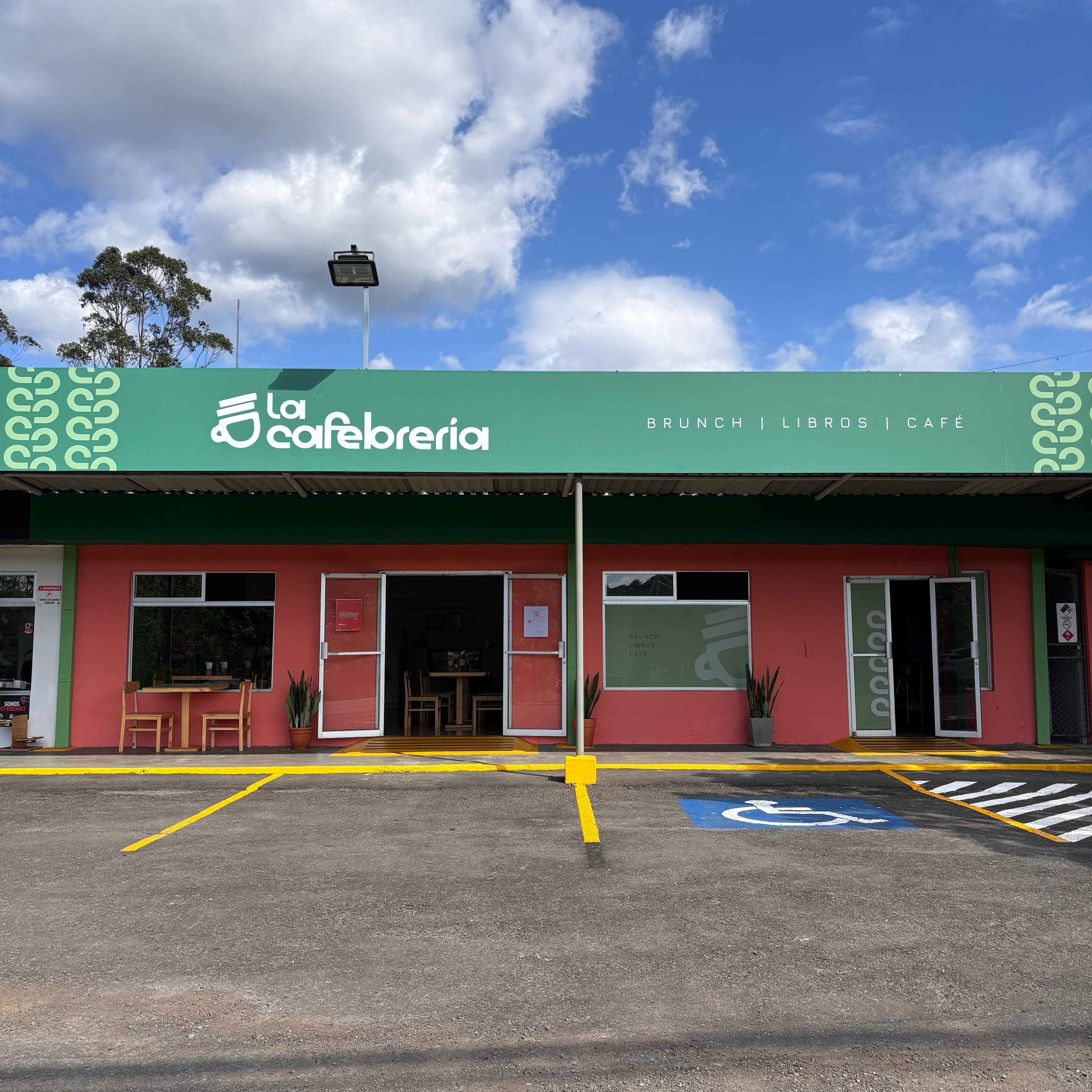 Foto de fachada de La Cafebrería.
